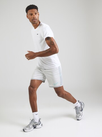 Maglia funzionale 'VICTORY' di NIKE in bianco