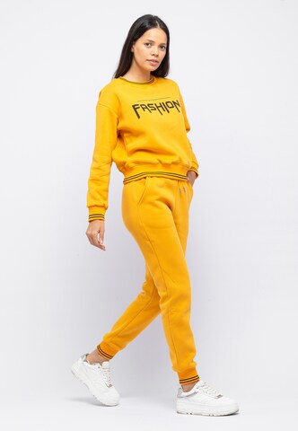 Tom Barron Tracksuit in Yellow