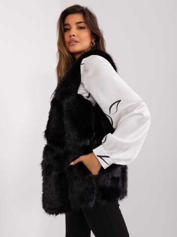 Madnezz House Vest 'KZ-2375.00P' in Black