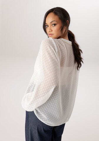 Aniston Blouse in White