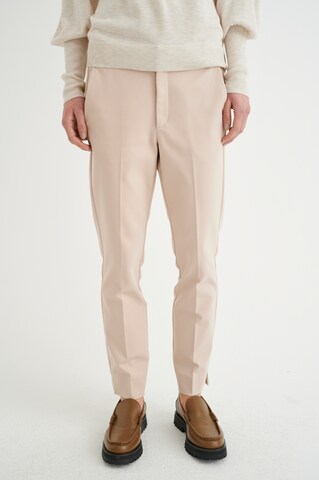InWear Slimfit Kalhoty se sklady v pase 'Zella' – béžová: přední strana