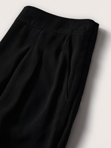 Wide Leg Pantalon à pince 'LIFE' MANGO en noir