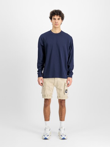 ALPHA INDUSTRIES Regular Shorts in Weiß