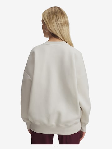 UNDER ARMOUR Sportsweatshirt in Weiß