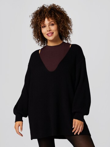 A LOT LESS Sweater 'Emmy' in Black