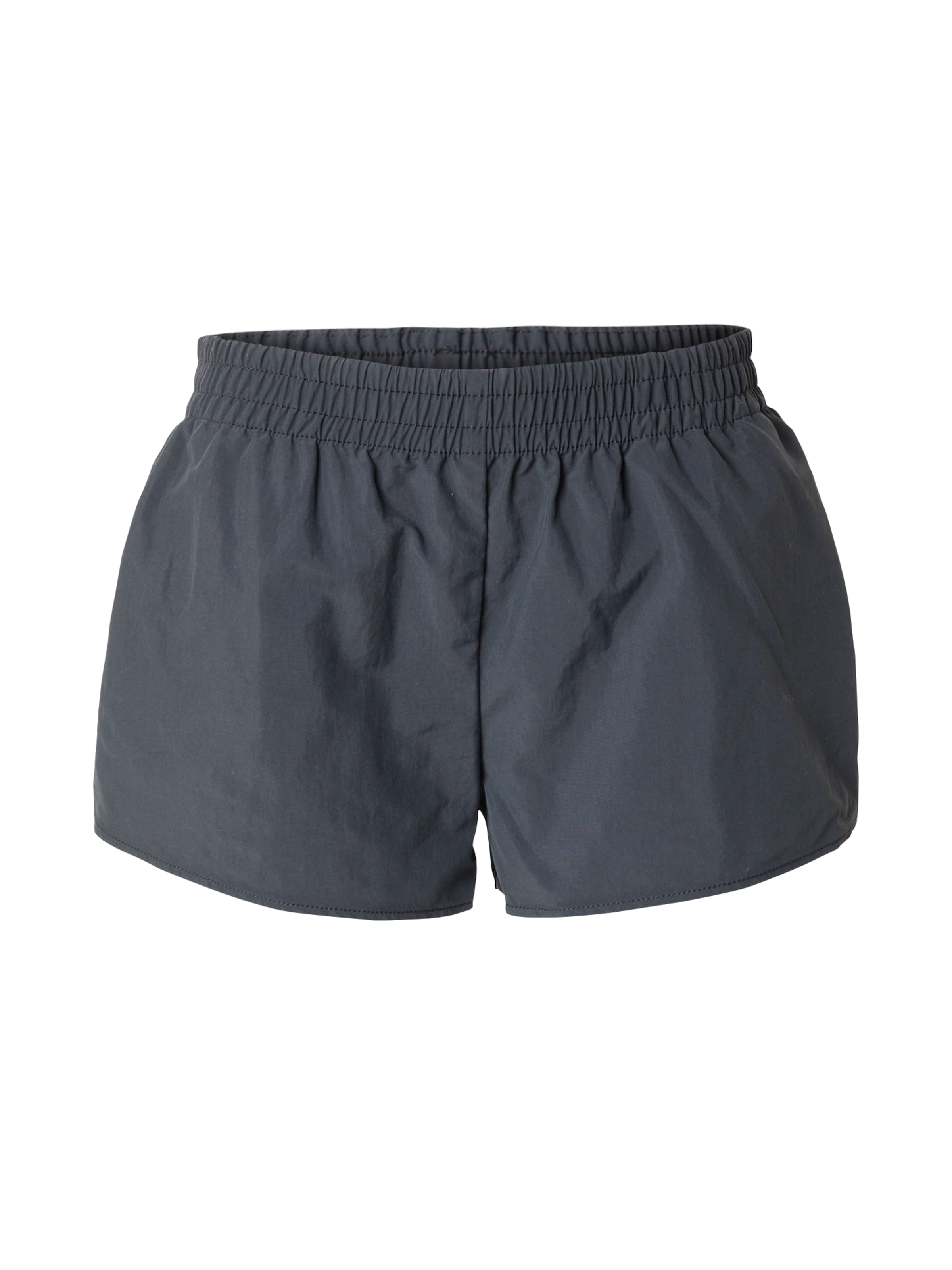 WEEKDAY regular Παντελόνι σε μαύρο: μπροστά