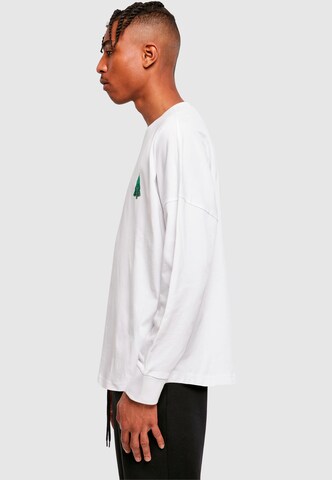 Merchcode Shirt 'Christmas Holly Jolly Mood' in Wit