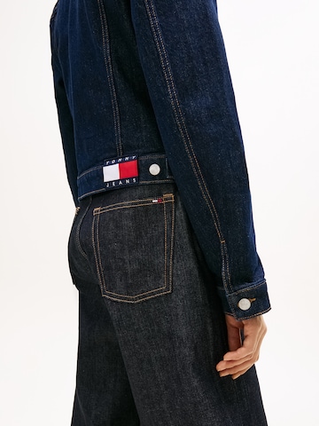 Tommy Jeans Prechodná bunda 'CLASSIC' - Modrá