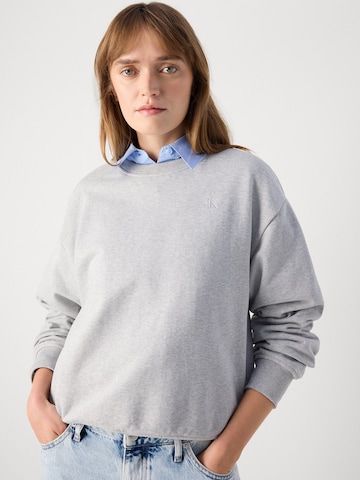 Calvin Klein Jeans Sweatshirt in Grey