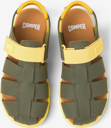 Sandalo 'Oruga' di CAMPER in verde