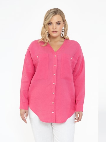 Yoek Blouse in Roze: voorkant