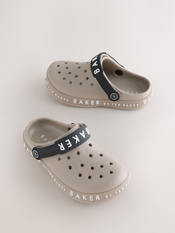 Baker by Ted Baker Открытая обувь в Серый