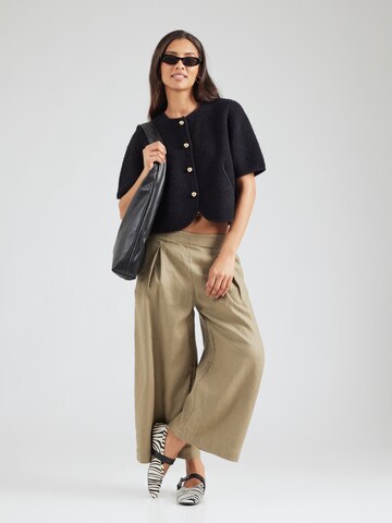 Cardigan & Other Stories en noir