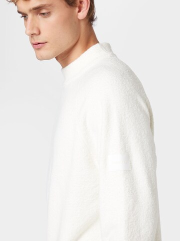 Pull-over Calvin Klein en blanc