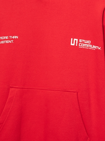 Pull&Bear Sweatshirt 'STWD' in Rot