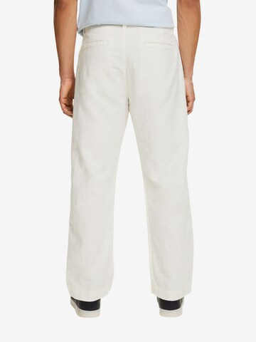 ESPRIT Loose fit Pleat-Front Pants in White