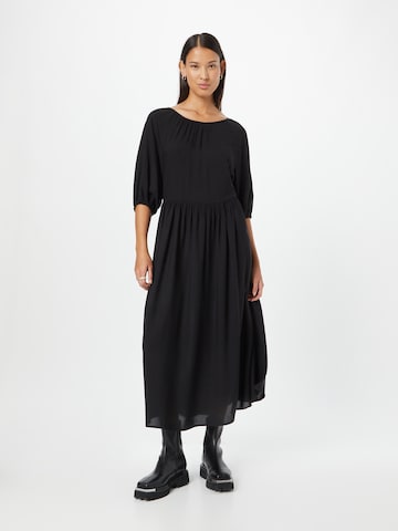 Robe 'Radia' Soyaconcept en noir : devant