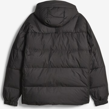 PUMA Winterjacke in Schwarz