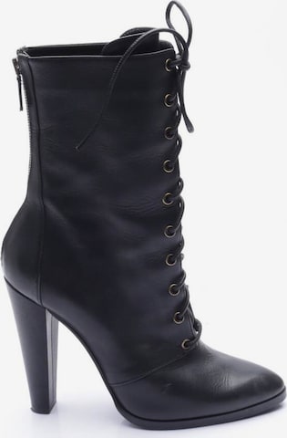 Balmain Dress Boots in 40 in Black: front