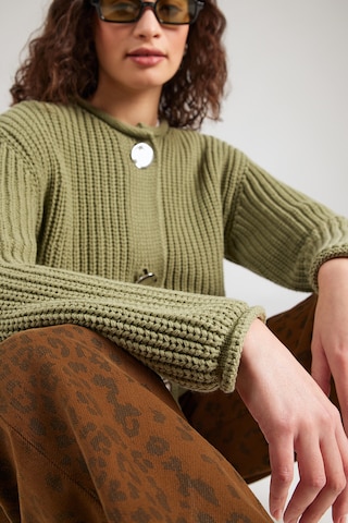 Geacă tricotată de la MORE & MORE pe verde