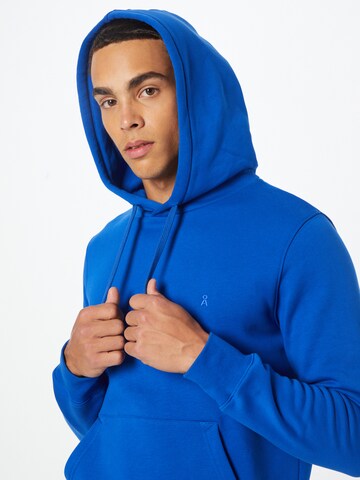 ARMEDANGELS Regular Fit Sweatshirt 'PAANCHO' (GOTS) in Blau