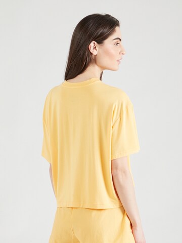 ADIDAS SPORTSWEAR - Camisa funcionais em amarelo