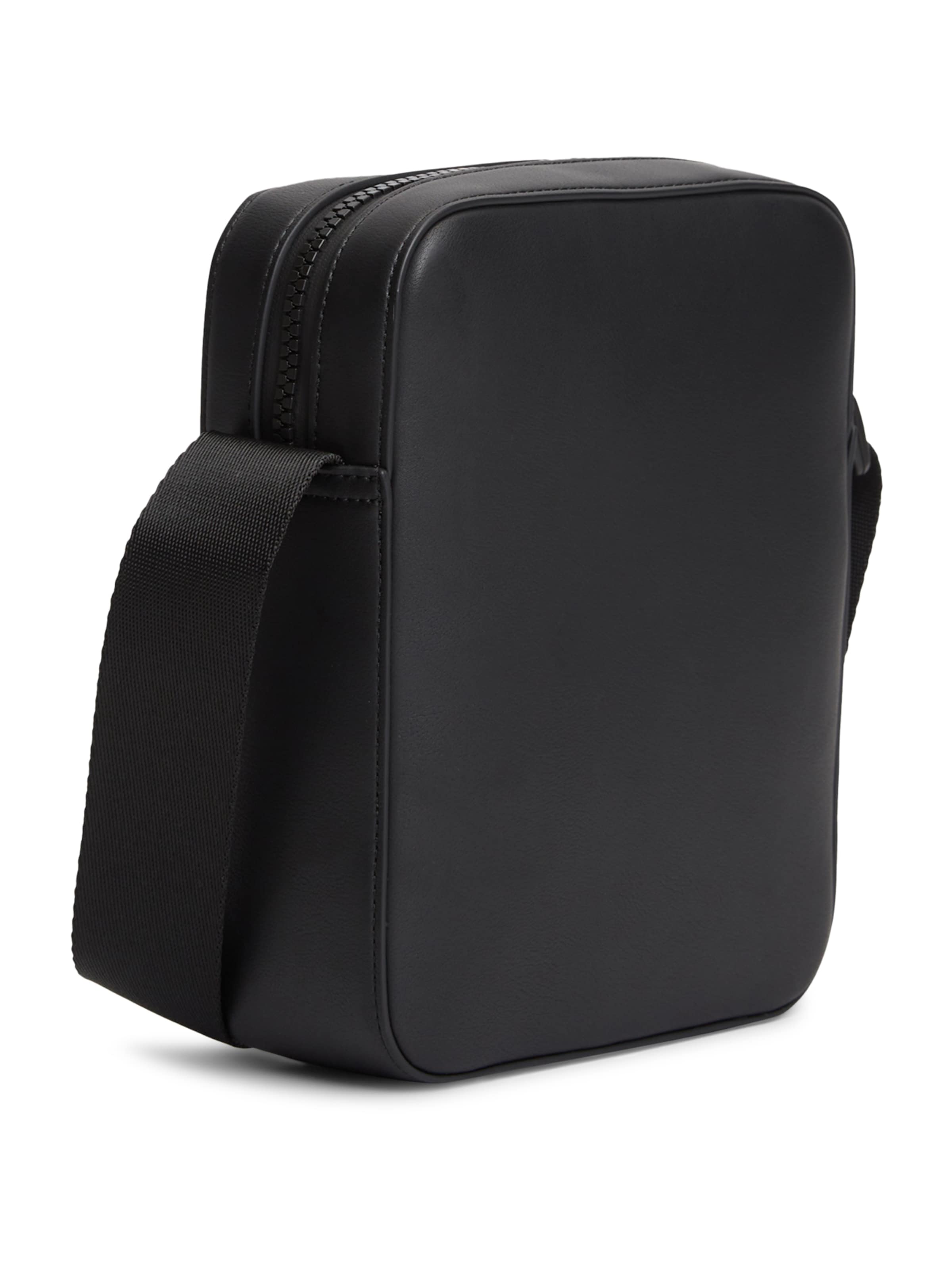 TOMMY HILFIGER Axelremsväska 'Foundation' i svart