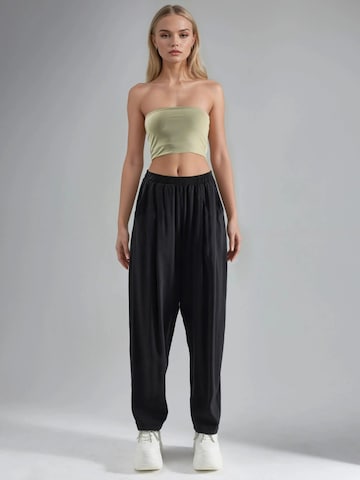 Barrel Pantalon Busem en noir