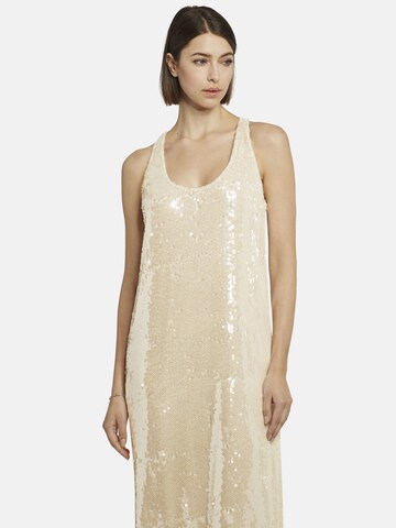 Robe de soirée Nicowa en blanc