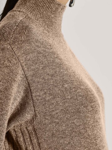 Pull-over MADELEINE en beige