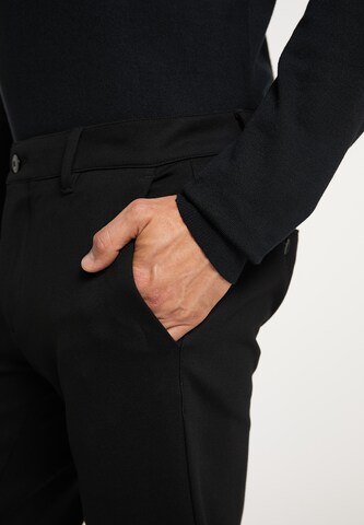 DreiMaster Klassik Slimfit Hose in Schwarz