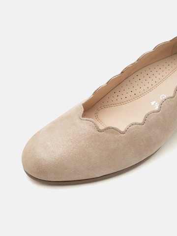 GABOR Pumps in Beige