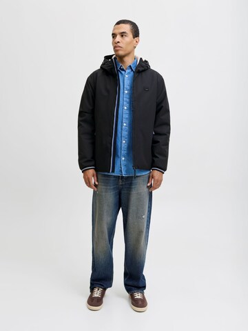 Veste d’hiver '12280512' JACK & JONES en noir