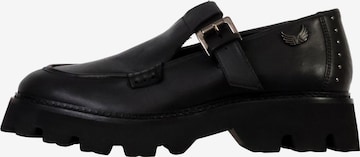 Chaussure basse Kaporal en noir : devant