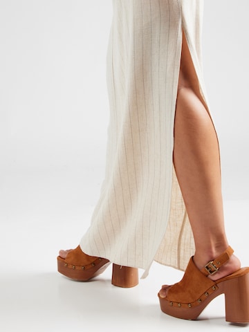Jupe TOPSHOP en blanc