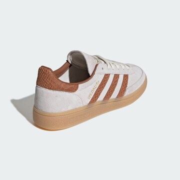 Sneaker bassa 'Handball Spezial' di ADIDAS ORIGINALS in bianco