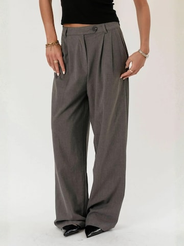 It's May Normální Kalhoty ' Maddalena ' – šedá