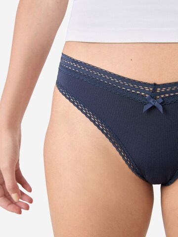 String 'Power' di ETAM in blu