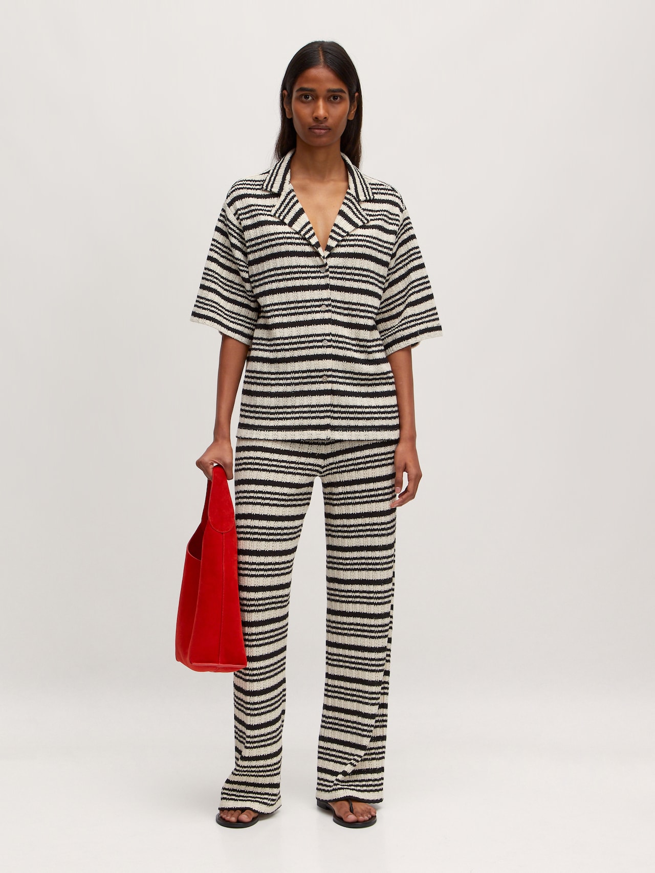 EDITED Camiseta 'Karlotta' negro