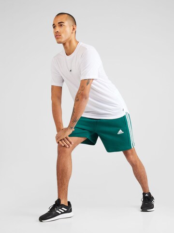 ADIDAS SPORTSWEAR - regular Pantalón deportivo 'Essentials' en verde
