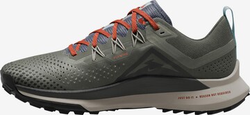 NIKE Sneakers 'Pegasus Trail 4' in Grey: front