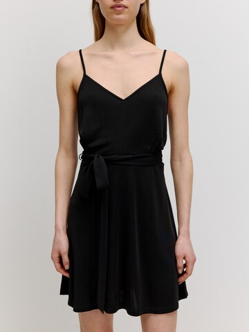 EDITED Φόρεμα 'Winona' σε μαύρο: μπροστά