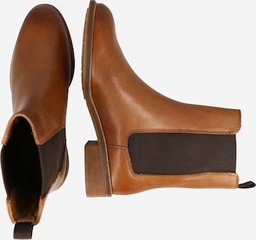 ABOUT YOU Chelsea Boots 'Carlotta' in Brown