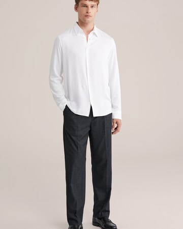 WE Fashion Regular fit Skjorta i vit