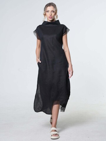 Metamorphoza Dress in Black: front