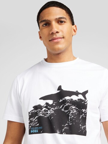 T-Shirt 'Sea horse' BOSS en blanc