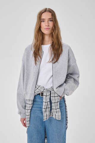 My Essential Wardrobe Sweat jacket 'MWMeta' in Grey: front