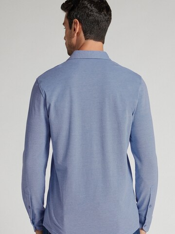 IUMAN Intimissimi Regular fit Button Up Shirt in Blue