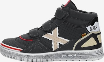 MUNICH Sneakers 'Klittenband Hoog' in Grey: front