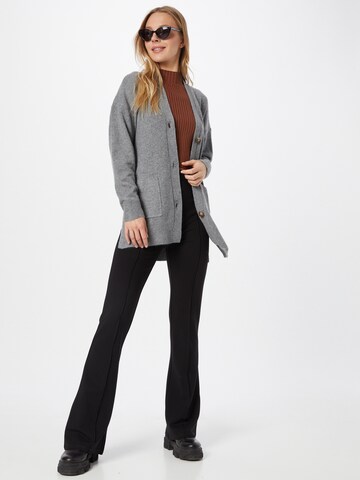 Cardigan 'HAILEY' VILA en gris